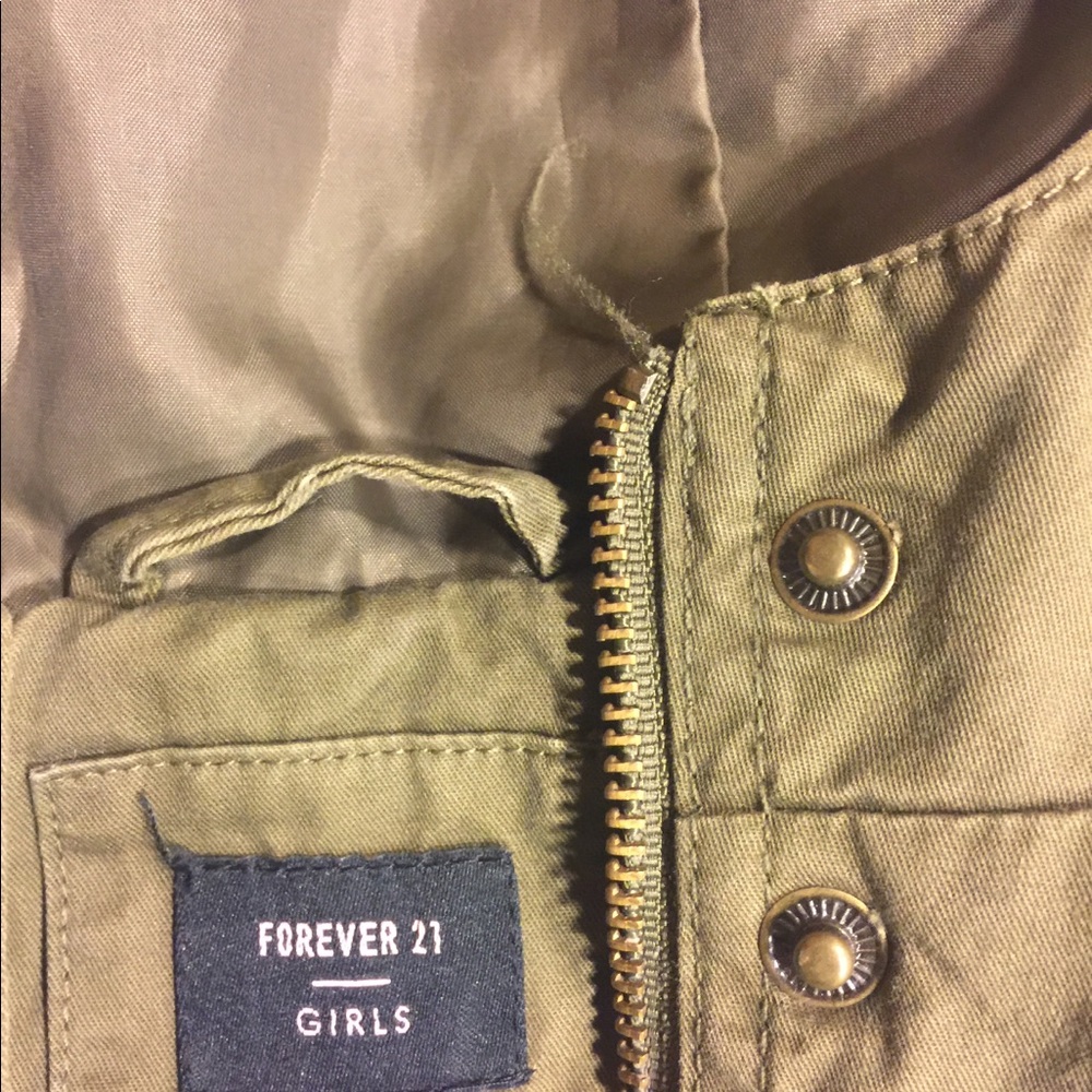 Fall jacket with hood - Picture 3 of 4